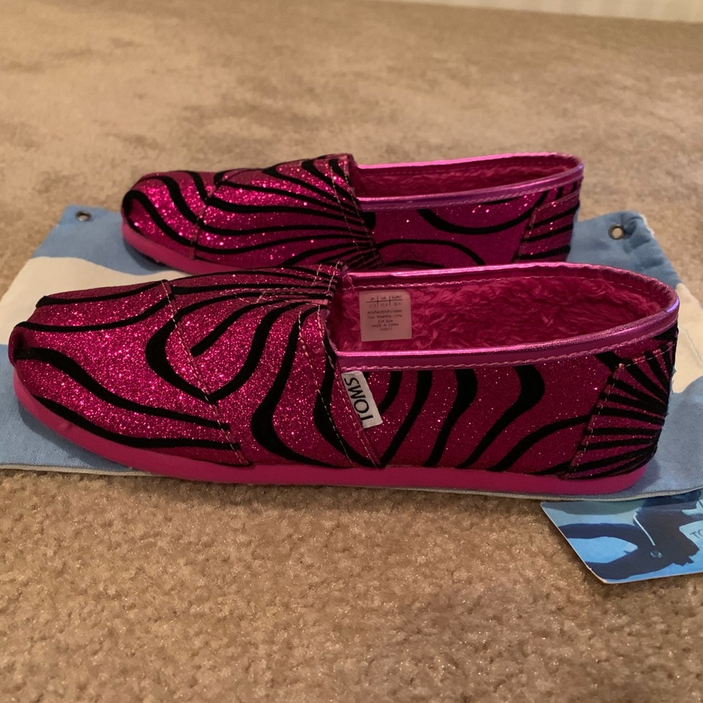 Never Worn Glittery Pink Zebra Wool Lined Toms!
